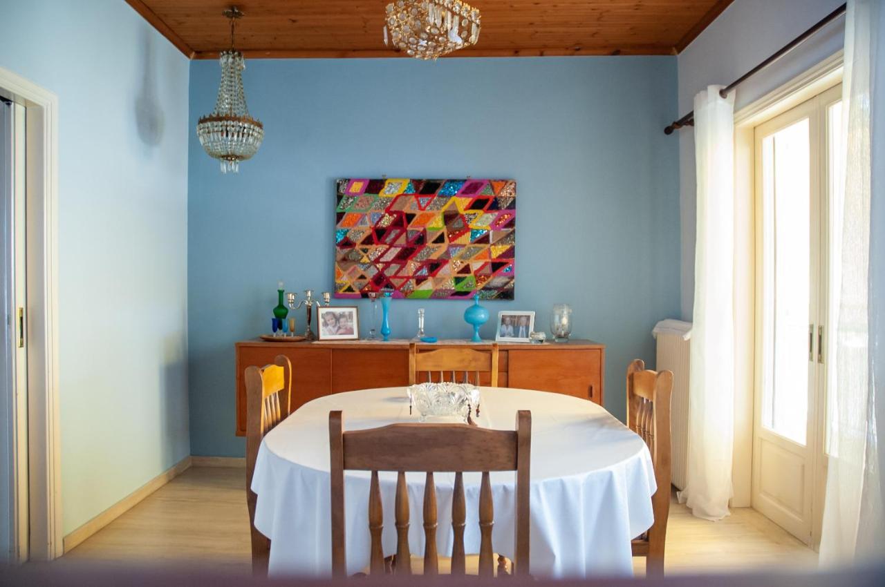 Mid Century Modern Apartment - Atelier Ancient Olympia ภายนอก รูปภาพ